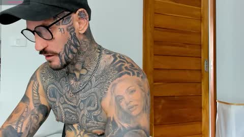 lucasexclusive online show from 20, 10, 2025