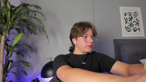Lucas Morales online show from 30, 5, 2026