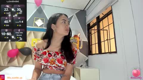 Snapshot of lucasymia_69 chatting on 4, 10, 2025 MIA HOT online show from 4, 10, 2025