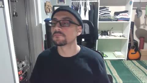 Luchi Luchano online show from 19, 11, 2025