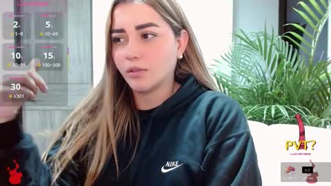 lucia star  online show from 31, 10, 2025