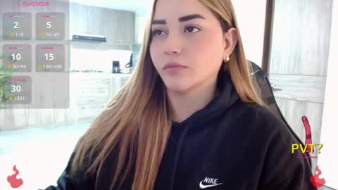 lucia star  online show from 5, 12, 2025