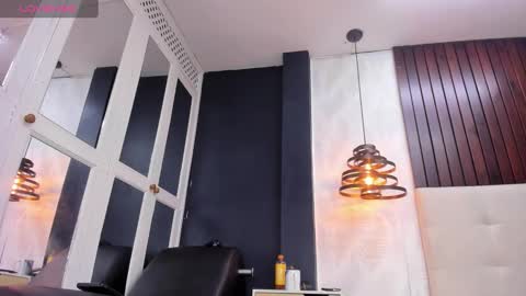 Snapshot of lucian_davi chatting on 13, 12, 2024 Pirulo online show from 13, 12, 2024