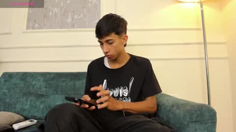 Snapshot of lucian_davi chatting on 29, 1, 2025 Pirulo online show from 29, 1, 2025