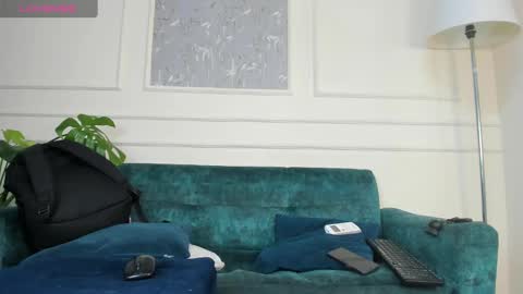 Snapshot of lucian_davi chatting on 6, 3, 2025 Pirulo online show from 6, 3, 2025