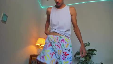 Snapshot of lucian_davii chatting on 26, 4, 2026 Pirulo online show from 26, 4, 2026