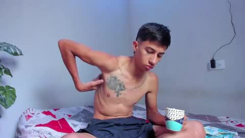 Snapshot of lucian_davii chatting on 12, 5, 2026 Pirulo online show from 12, 5, 2026
