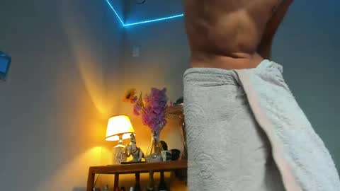 Snapshot of lucian_davii chatting on 18, 5, 2026 Pirulo online show from 18, 5, 2026