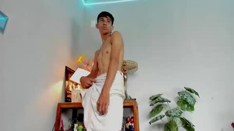 Snapshot of lucian_davii chatting on 27, 7, 2026 Pirulo online show from 27, 7, 2026