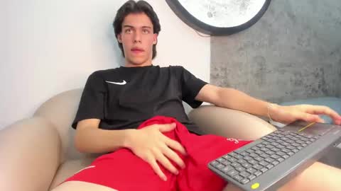 lucian_greyy online show from 1, 10, 2025