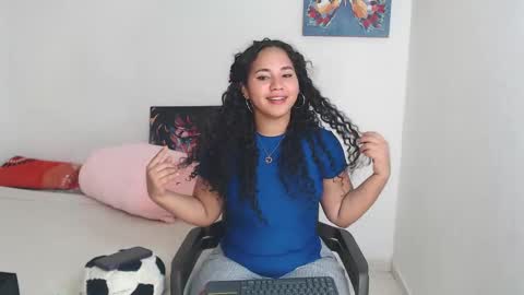 Snapshot of luciana_keating chatting on 5, 10, 2025 luciana online show from 5, 10, 2025