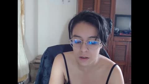 Snapshot of luciana_louiex chatting on 5, 12, 2024 Madelyne online show from 5, 12, 2024