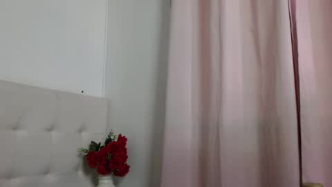 Luciana online show from 8, 3, 2025