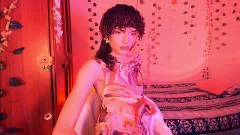 Lucy or Lucian 3 Come to my social Links3   online show from 4, 4, 2026