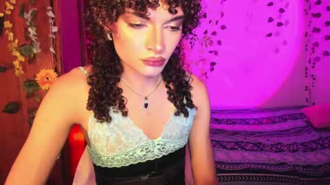 Lucy or Lucian 3 Come to my social Links3   online show from 17, 4, 2026