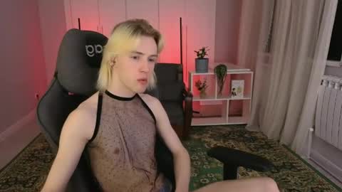 Snapshot of lucidangelok chatting on 5, 5, 2026 Angelok online show from 5, 5, 2026