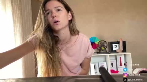 Lucie hot follow me on  online show from 22, 9, 2025