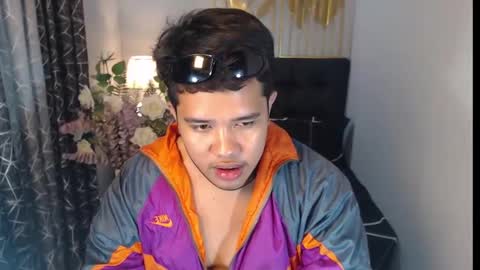 Luciferhotcum online show from 31, 1, 2025