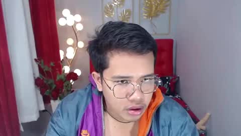 Luciferhotcum online show from 2, 2, 2025