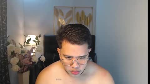 Luciferhotcum online show from 4, 2, 2025