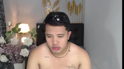 Luciferhotcum online show from 12, 2, 2025