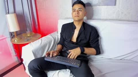 Snapshot of lucii_fer_ chatting on 20, 1, 2025 Leo online show from 20, 1, 2025
