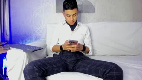 Snapshot of lucii_fer_ chatting on 26, 1, 2025 Leo online show from 26, 1, 2025