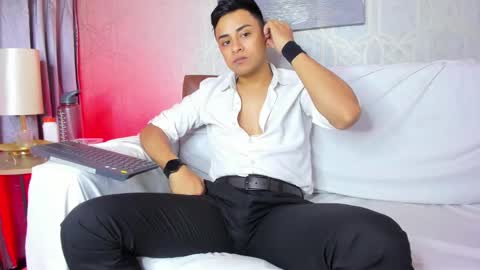 Snapshot of lucii_fer_ chatting on 6, 2, 2025 Leo online show from 6, 2, 2025