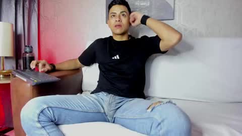 Snapshot of lucii_fer_ chatting on 21, 2, 2025 Leo online show from 21, 2, 2025