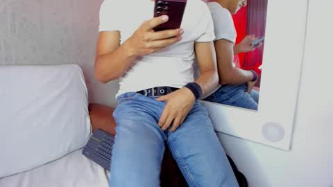 Snapshot of lucii_fer_ chatting on 25, 2, 2025 Leo online show from 25, 2, 2025