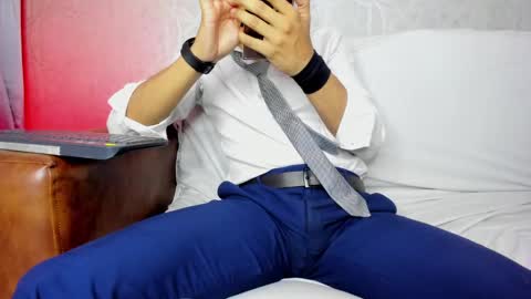 Snapshot of lucii_fer_ chatting on 28, 2, 2025 Leo online show from 28, 2, 2025