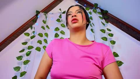 luciia_sweeet online show from 19, 12, 2025