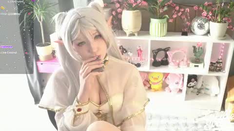 Snapshot of lucille_evans chatting on 11, 6, 2026 Lucy UwU online show from 11, 6, 2026