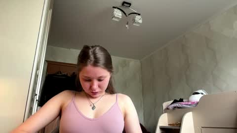 Snapshot of lucindascercy chatting on 15, 4, 2026 Maya online show from 15, 4, 2026