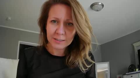 Snapshot of lucious_stace chatting on 9, 1, 2025 lucious_stace online show from 9, 1, 2025