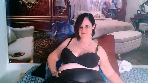Snapshot of luciousgrace chatting on 23, 2, 2025 Grace online show from 23, 2, 2025
