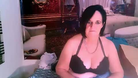 Snapshot of luciousgrace chatting on 2, 3, 2025 Grace online show from 2, 3, 2025