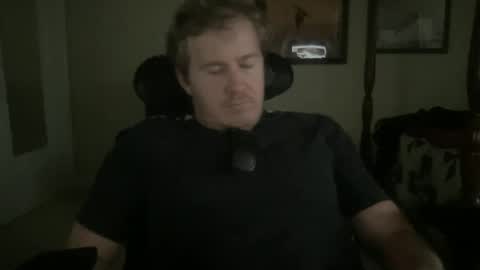 Snapshot of luckboy698 chatting on 11, 2, 2025 luckboy698 online show from 11, 2, 2025