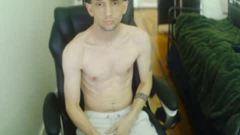 Snapshot of lucky_bme chatting on 19, 6, 2026 lucky_bme online show from 19, 6, 2026