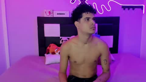 Snapshot of lucky_boys_x chatting on 30, 5, 2026 Stven online show from 30, 5, 2026