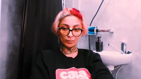 Snapshot of lucky_denizz chatting on 24, 11, 2025 lucky_denizz online show from 24, 11, 2025