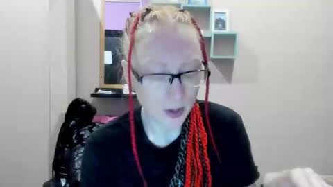 lucky_licky20 online show from 5, 3, 2025