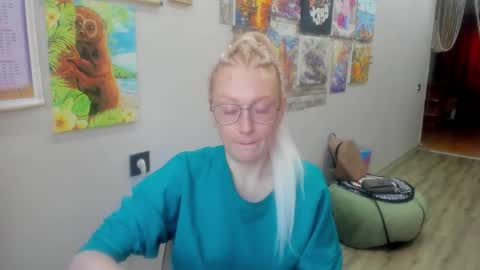 lucky_licky20 online show from 4, 2, 2026