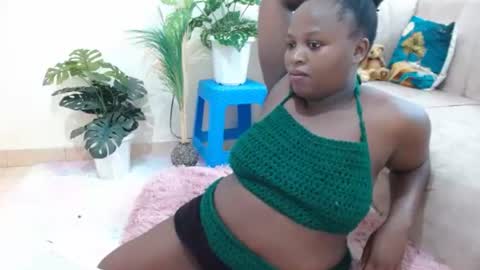 Snapshot of luckyawesome chatting on 27, 12, 2024 Crisiah online show from 27, 12, 2024