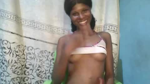 Snapshot of luckymadequeen chatting on 3, 6, 2026 Gloria online show from 3, 6, 2026