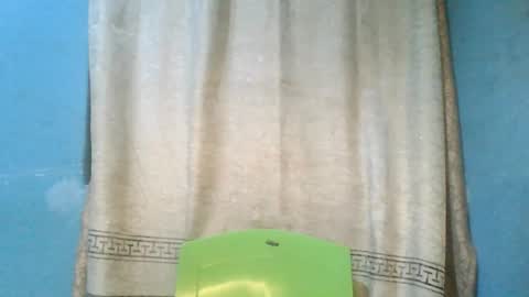 Snapshot of luckymadequeen chatting on 26, 7, 2026 Gloria online show from 26, 7, 2026