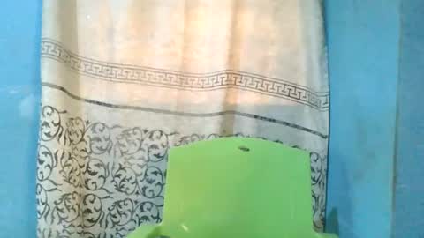 Snapshot of luckymadequeen chatting on 4, 8, 2026 Gloria online show from 4, 8, 2026