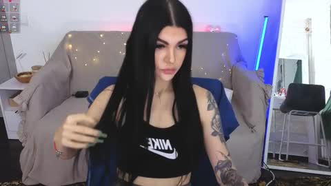 Monika online show from 25, 9, 2025