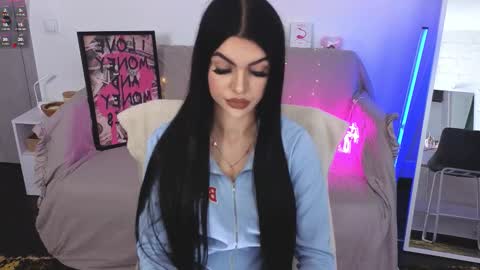 Monika online show from 9, 10, 2025