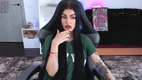 Monika online show from 1, 2, 2026